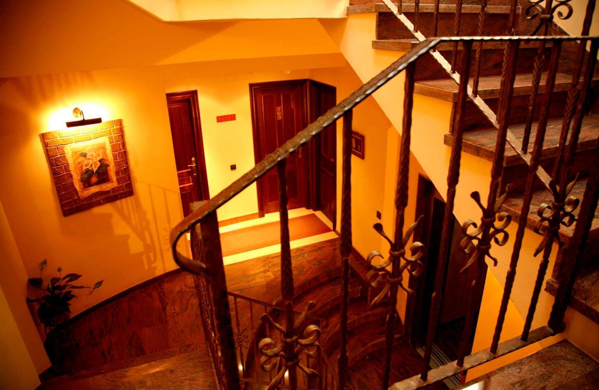 Hotel Baviera Linares  Esterno foto